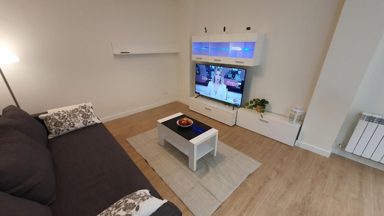 Auditorio Vicele - 2 Hab Y Sofa-cama - Wifi - Vut-3692-as
